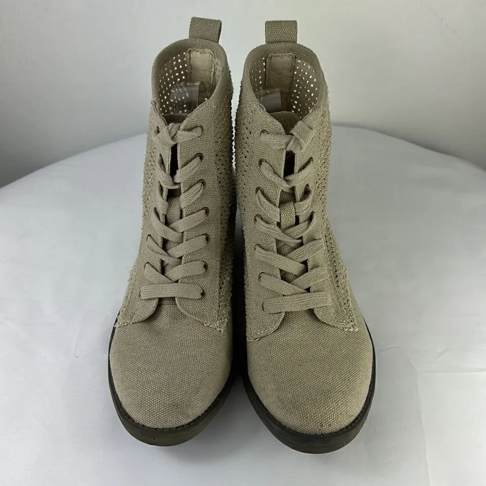 Rocket Dog Tave Beige Heavy Washed Canvas Boots Size 7.5